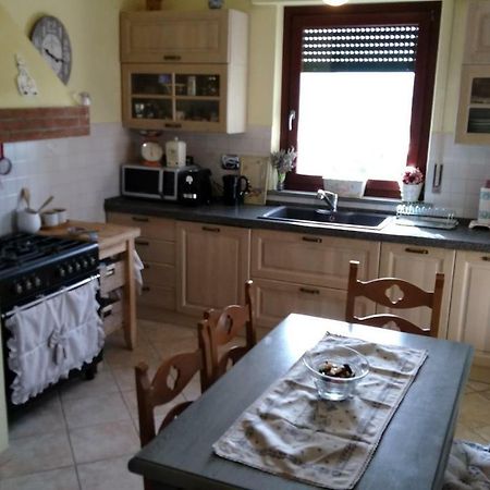 Residenza Montevile Di Spaccini Gabriella Понте Сан Джовани Екстериор снимка