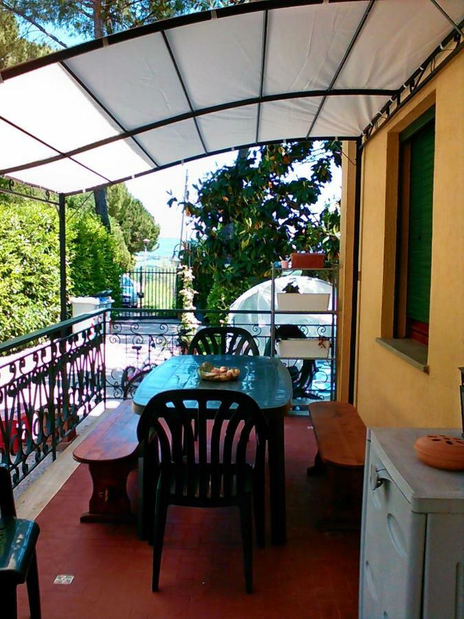 Residenza Montevile Di Spaccini Gabriella Понте Сан Джовани Екстериор снимка