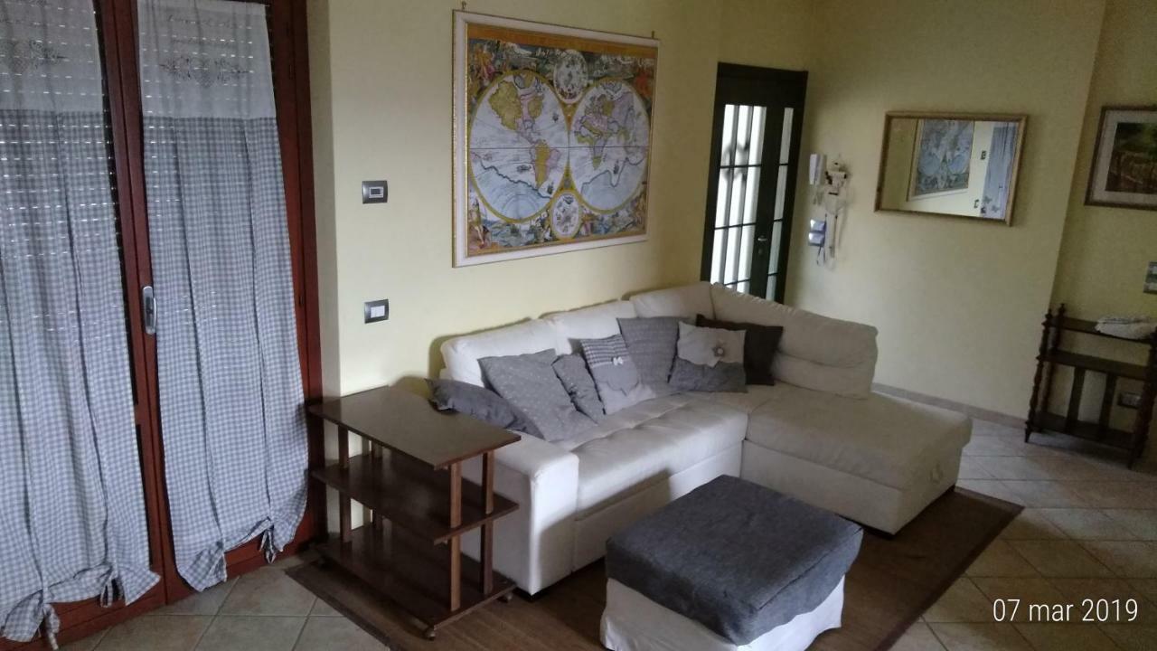 Residenza Montevile Di Spaccini Gabriella Понте Сан Джовани Екстериор снимка